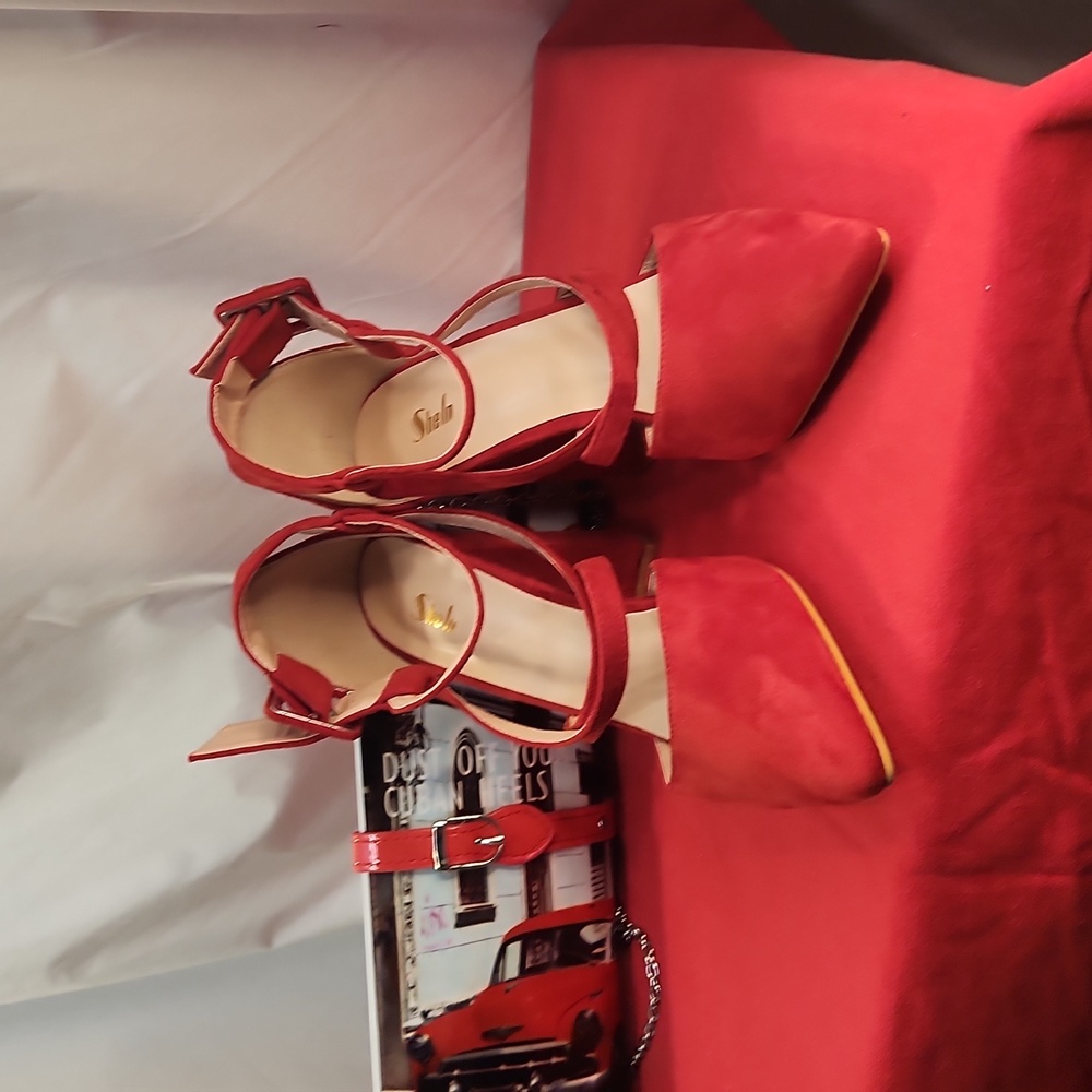 SHEIN SHOE